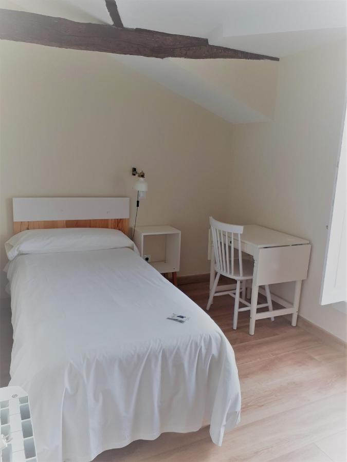 Hostal Lierganes Fluviarium Rooms Luaran gambar